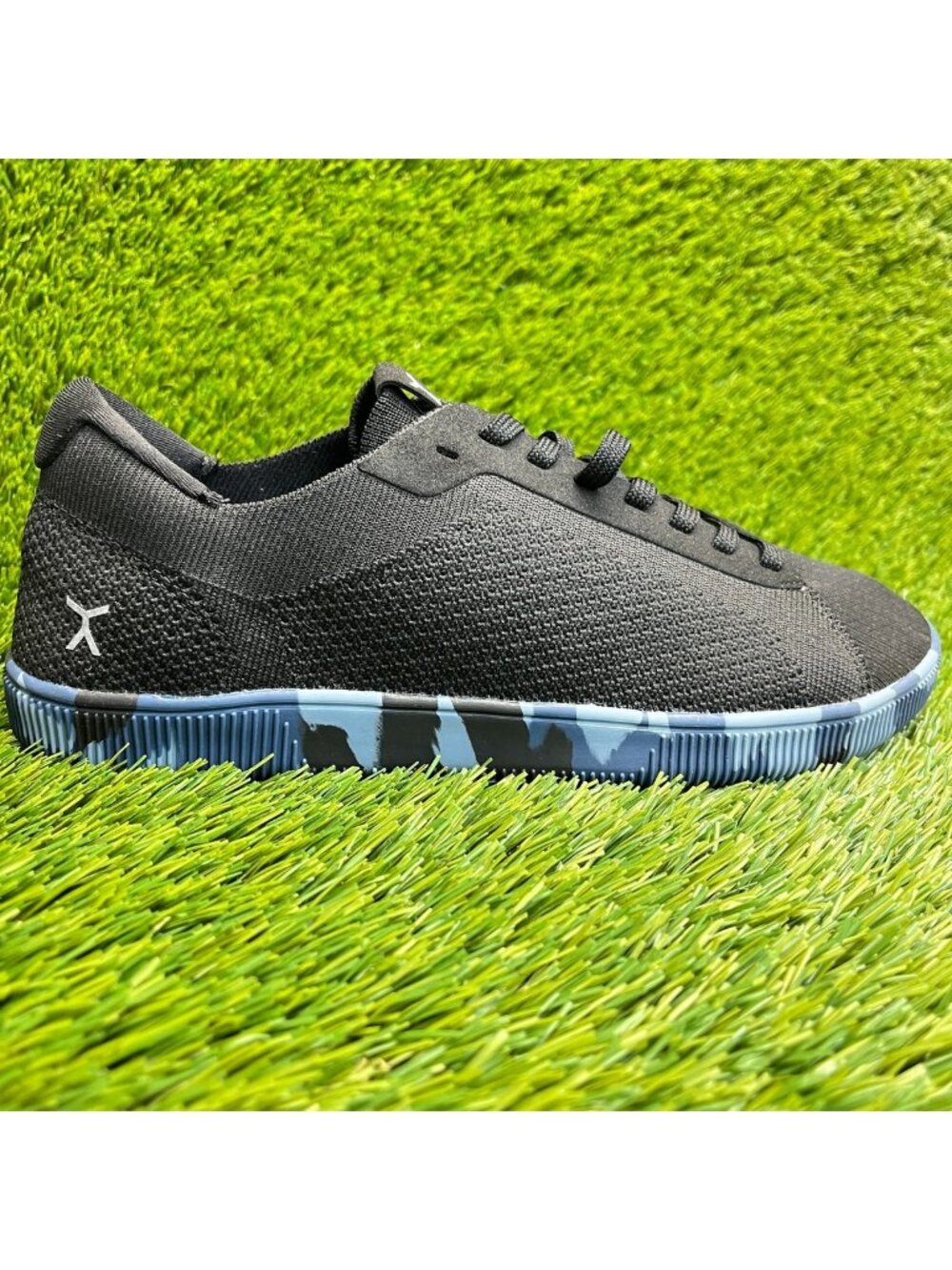 Flux Footwear Adapt Trainer Black Mens Size 8.5 Athletic Knit Shoes Sneakers